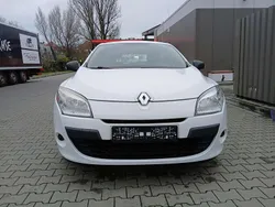 Gletscherweiss Gebraucht 2012 Renault Mégane III Authentique Kleinwagen | 4.650 € (Fairer Preis)