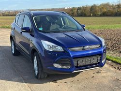 Blau Gebraucht 2016 Ford Kuga SUV | 9.500 € (Fairer Preis)