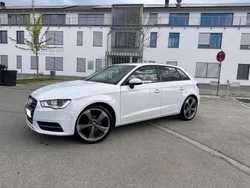 Weiß Gebraucht 2014 Audi A3 Sportback Kleinwagen | 11.500 € (Fairer Preis)