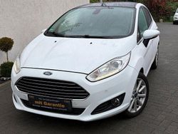 Frozen white Gebraucht 2016 Ford Fiesta Titanium Kleinwagen | 7.998 € (Fairer Preis)