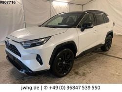 Pearl white (089)/ attitude bl Gebraucht 2024 Toyota RAV4 Hybrid Style SUV | 38.950 € (Guter Preis)