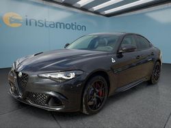 Schwarz Neu 2025 Alfa Romeo Giulia Limousine | 86.649 € (Superpreis)
