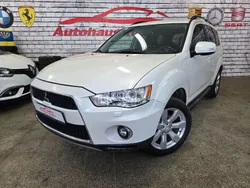Weiß Gebraucht 2010 Mitsubishi Outlander Intense SUV | 9.990 € (Teuer)