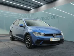 Blau Gebraucht 2024 VW Polo IQ Drive Limousine | 22.600 € (Fairer Preis)
