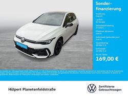Pure white/schwarz Gebraucht 2025 VW Golf VIII R-line Limousine | 29.499 € (Fairer Preis)