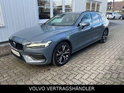Thunder grey metallic Gebraucht 2022 Volvo V60 Core Kombi | 22.890 € (Fairer Preis)