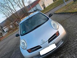 Grau Gebraucht 2003 Nissan Micra Kleinwagen | 1.499 € (Fairer Preis)