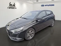 Schwarz Neu 2025 Hyundai i20 Trend Limousine | 22.490 € (Fairer Preis)