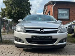 Silber Gebraucht 2006 Opel Astra GTC Edition Limousine | 3.500 €