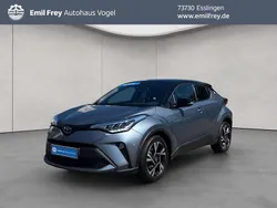 Sodalithblau metallic / dach s Gebraucht 2023 Toyota C-HR Team SUV | 25.490 € (Superpreis)