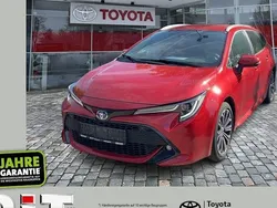 Emotional red 2 Gebraucht 2022 Toyota Corolla Team Kombi | 23.490 € (Fairer Preis)