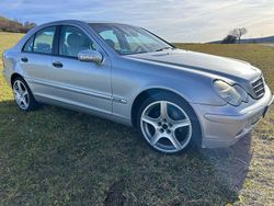 Silber Gebraucht 2000 Mercedes C200 Classic Limousine | 4.499 € (Teuer)