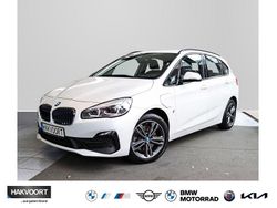 Mineralweiß metallic Gebraucht 2018 BMW 225 Performance Van / Kleinbus | 16.980 € (Fairer Preis)