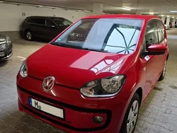 Rot Gebraucht 2013 VW up! move up! Kleinwagen | 4.350 € (Guter Preis)