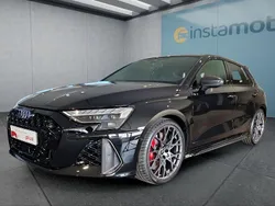 Schwarz Gebraucht 2025 Audi RS3 Kleinwagen | 81.799 €