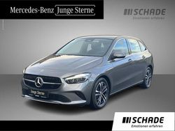 Grau Gebraucht 2024 Mercedes B180 Progressive Van / Kleinbus | 29.950 € (Superpreis)