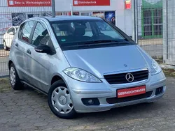 Silber Gebraucht 2006 Mercedes A150 Classic Van / Kleinbus | 2.990 € (Fairer Preis)