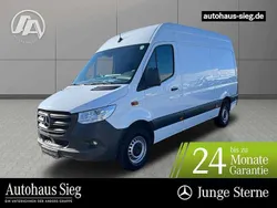 Arktikweiß Gebraucht 2023 Mercedes Sprinter Van | 35.581 € (Guter Preis)