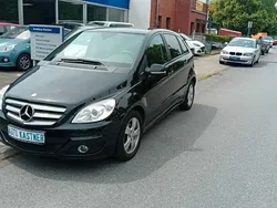 Schwarz Gebraucht 2010 Mercedes B180 Van / Kleinbus | 3.999 € (Guter Preis)