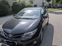 Gebraucht 2013 Toyota Auris Kombi | 7.500 € (Fairer Preis)