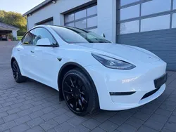 Weiß Gebraucht 2023 Tesla Model Y SUV | 34.950 € (Guter Preis)
