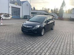 Blau Gebraucht 2012 Opel Zafira Tourer Innovation Van / Kleinbus | 2.600 € (Etwas zu teuer)