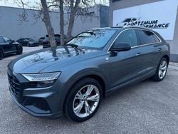 Grau Gebraucht 2018 Audi Q8 Sport SUV | 36.900 € (Superpreis)