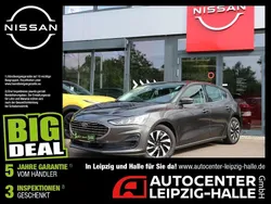 Grau Gebraucht 2022 Ford Focus Titanium Limousine | 19.320 € (Guter Preis)