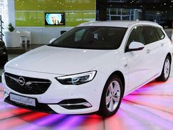 Schneeweiss/olympic/summit whi Gebraucht 2017 Opel Insignia Innovation Kombi | 14.600 €