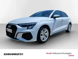 Weiß Gebraucht 2024 Audi A3 Sportback S-Line Limousine | 34.489 € (Fairer Preis)