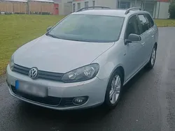 Grau Gebraucht 2012 VW Golf VII Kombi | 3.000 € (Fairer Preis)
