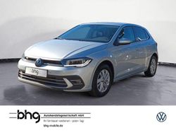 Silber Gebraucht 2022 VW Polo Style Limousine | 16.360 € (Fairer Preis)