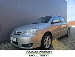 Silber Gebraucht 2005 Toyota Corolla Sol Limousine | 4.980 € (Fairer Preis)