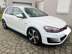 Weiß Gebraucht 2017 VW Golf VII GTI Limousine | 15.900 € (Guter Preis)
