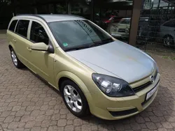 Gelb Gebraucht 2005 Opel Astra Edition Limousine | 2.950 € (Fairer Preis)