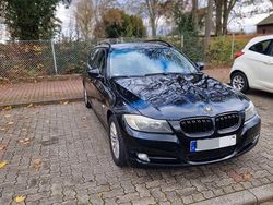 Schwarz Gebraucht 2009 BMW 318 Kombi | 2.800 € (Teuer)