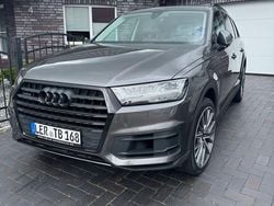Grau Gebraucht 2019 Audi Q7 Ambiente SUV | 37.490 € (Fairer Preis)