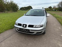Silber Gebraucht 2004 Seat Leon Limousine | 2.250 € (Fairer Preis)