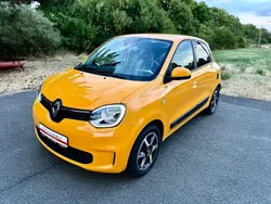 Gelb Gebraucht 2019 Renault Twingo LIMITED Kleinwagen | 8.445 € (Fairer Preis)
