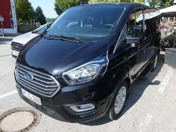 Schwarz Gebraucht 2023 Ford Tourneo Custom Titanium Van / Kleinbus | 44.495 € (Etwas zu teuer)