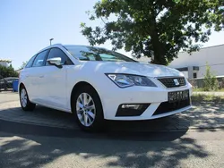 Weiß Gebraucht 2018 Seat Leon ST Style Kombi | 14.490 € (Fairer Preis)