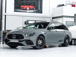 Arabergrau unilack Gebraucht 2023 Mercedes E63S AMG AMG Kombi | 139.890 €