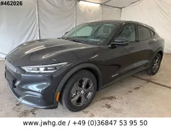 Grau Gebraucht 2022 Ford Mustang Mach-E Extended Range SUV | 28.980 € (Superpreis)