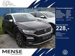 Deep black perleffekt Gebraucht 2021 VW T-Roc Active SUV | 23.445 € (Guter Preis)