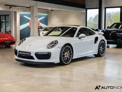 Weiß Gebraucht 2017 Porsche 911 Turbo S Coupé | 132.900 €