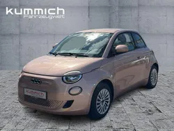 Gold Gebraucht 2023 Fiat 500e Limousine | 24.870 € (Etwas zu teuer)