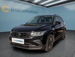 Schwarz Gebraucht 2022 VW Tiguan Life SUV | 27.199 € (Fairer Preis)