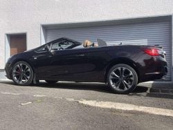 Braun Gebraucht 2018 Opel Cascada Ultimate Cabrio | 20.499 € (Teuer)