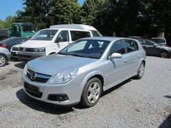 Silber Gebraucht 2007 Opel Signum Edition Kombi | 1.290 € (Guter Preis)