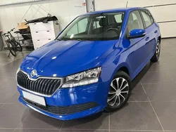 Blau Gebraucht 2021 Skoda Fabia Limousine | 15.995 € (Guter Preis)